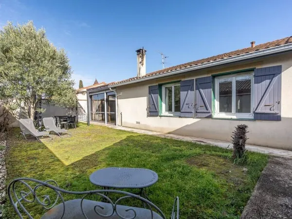 Maison de plain-pied 5 pièces 115 m² 