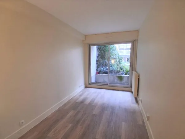 Appartement 1 pièce 16 m² 