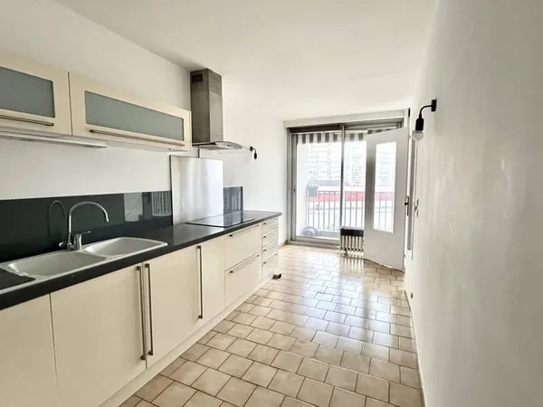 Appartement 5 pièces 97 m² 