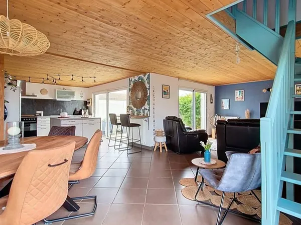 Maison 4 pièces 136 m²