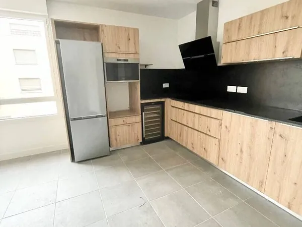Appartement 3 pièces 58 m² 