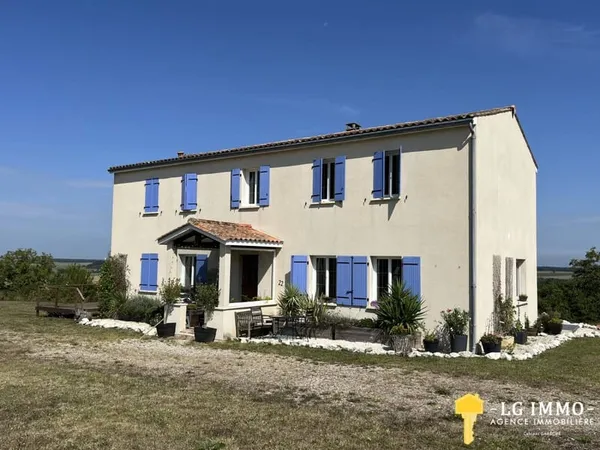 Maison 5 pièces 207 m² 