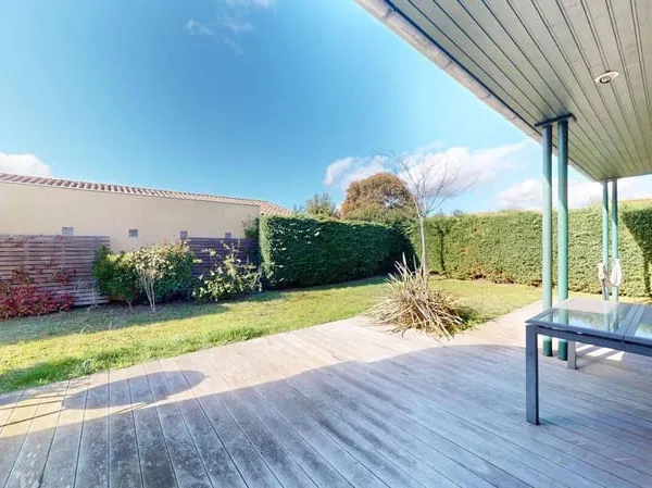 Maison de plain-pied 5 pièces 130 m² 