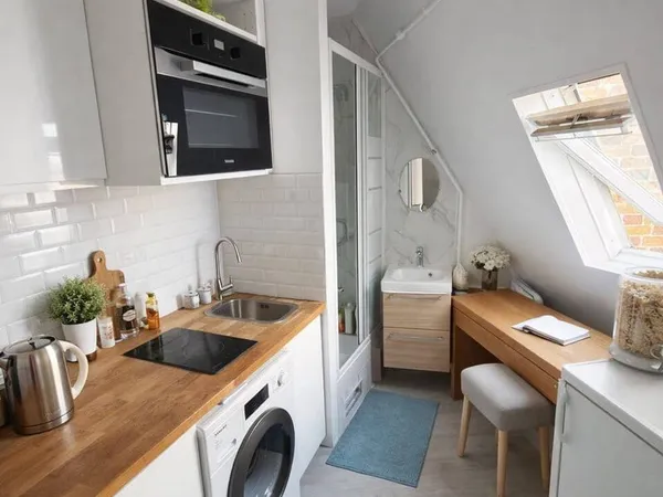 Studio 1 pièce 14 m² 