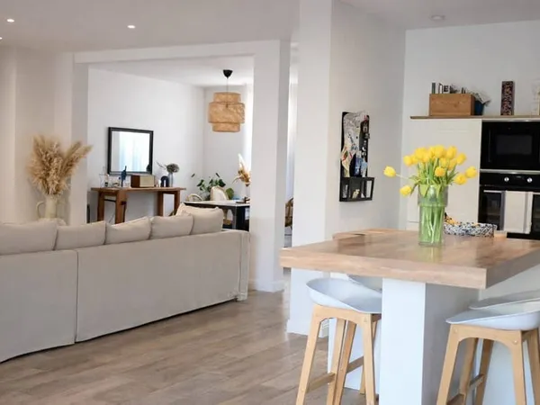 Maison 4 pièces 170 m² 