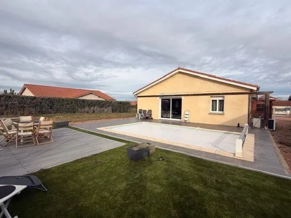 Villa 6 pièces 117 m² 