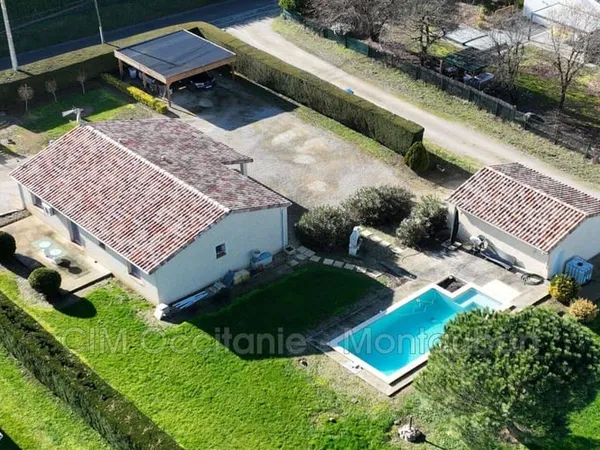 Maison de plain-pied 105 m² 