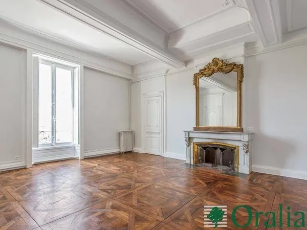 Appartement 5 pièces 166 m² 