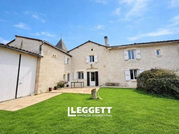 Maison 5 pièces 198 m² 