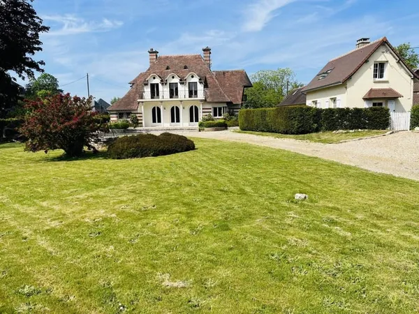 Maison 6 pièces 240 m² 