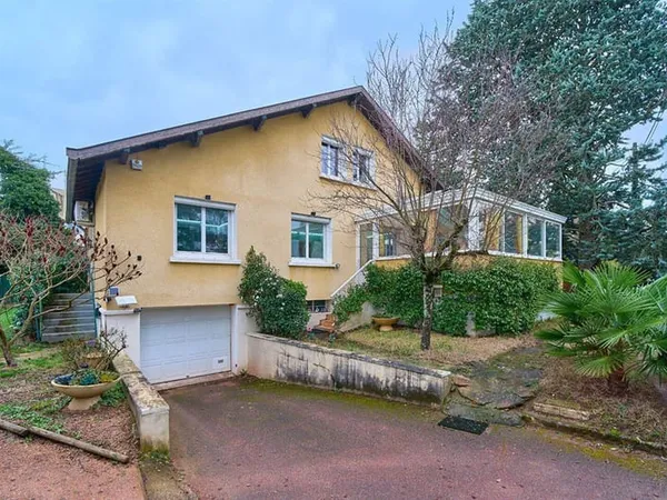 Maison 6 pièces 144 m² 