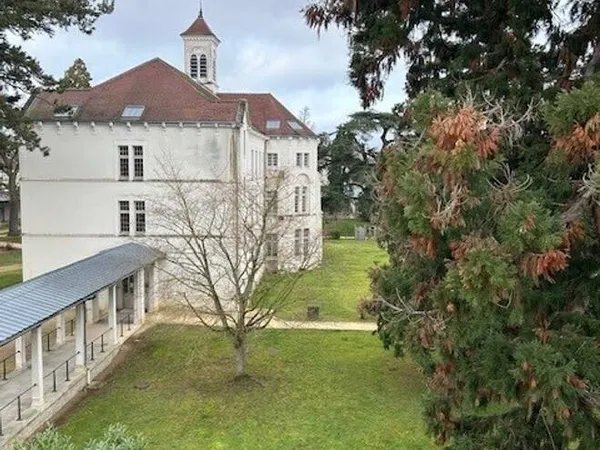 Appartement 4 pièces 83 m² 