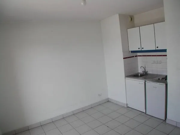 Studio 1 pièce 20 m² 