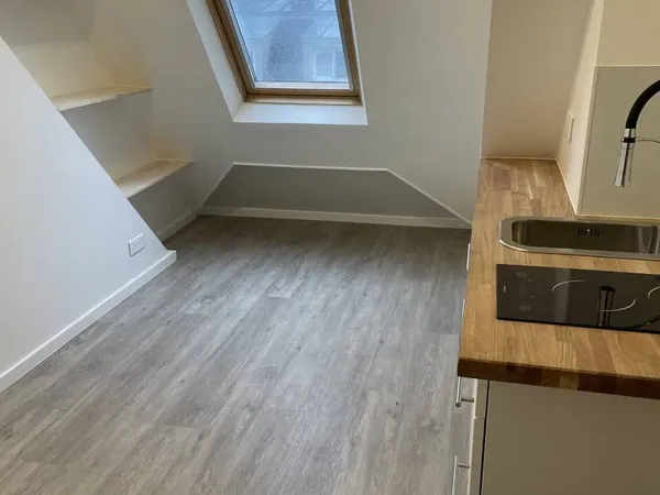 Appartement 1 pièce 9 m² 
