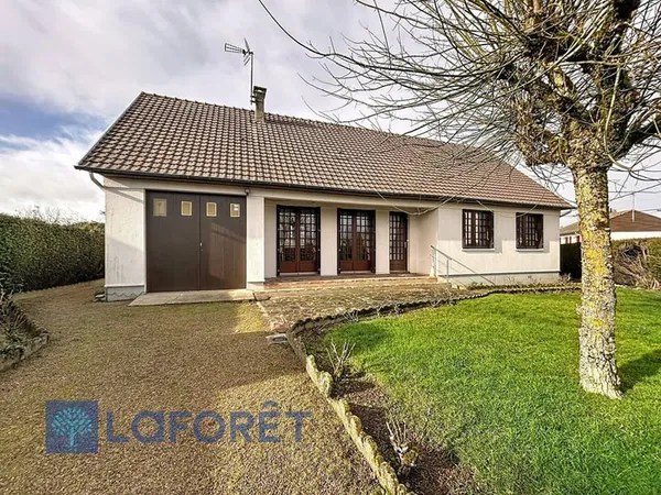 Maison de plain-pied 5 pièces 79 m² 