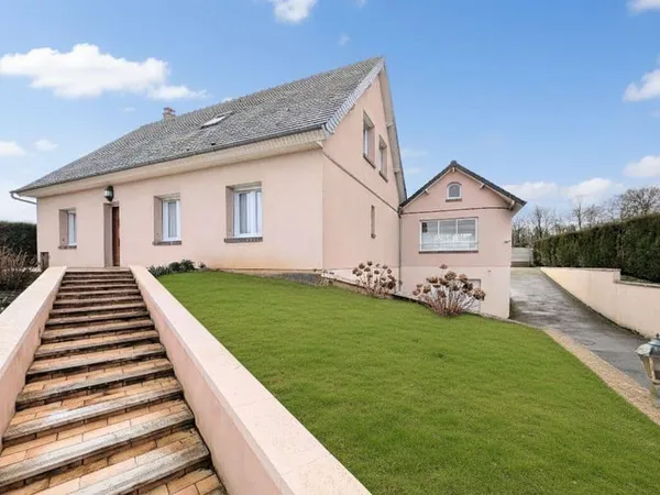 Maison 8 pièces 209 m² 