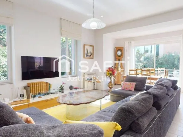 Maison 5 pièces 160 m² 