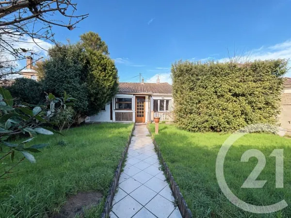 Maison de plain-pied 3 pièces 100 m² 
