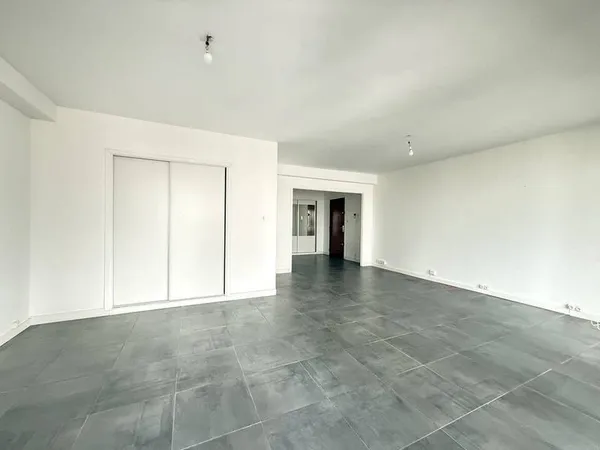 Appartement 5 pièces 104 m² 