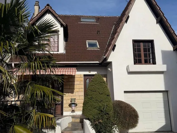 Maison 6 pièces 148 m² 