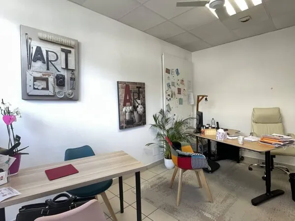 Local commercial 80 m²