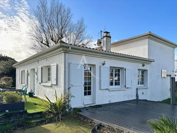 Maison 6 pièces 195 m² 