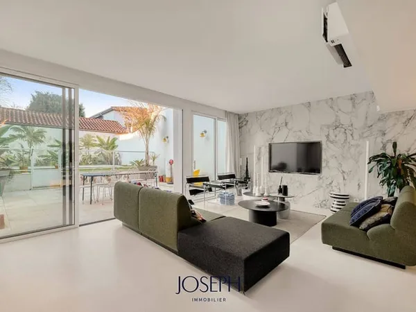 Maison 7 pièces 190 m² 