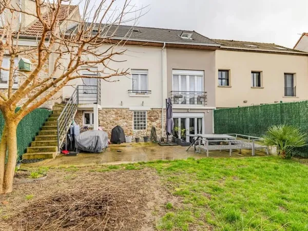 Maison de ville 4 pièces 104 m² 