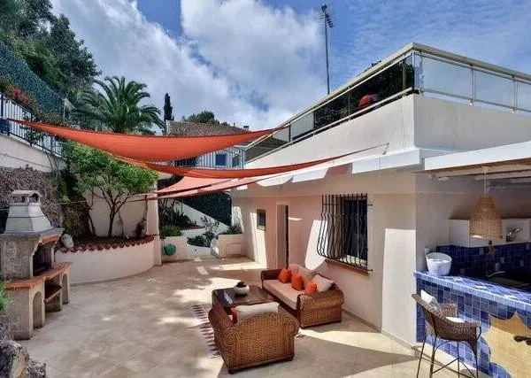 Villa 9 pièces 270 m² 