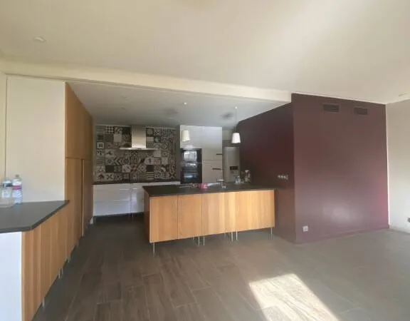 Duplex 5 pièces 146 m² 