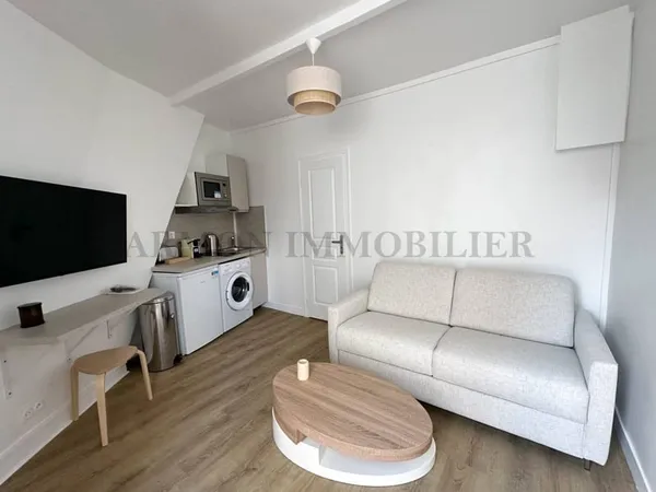Studio 1 pièce 15 m² 