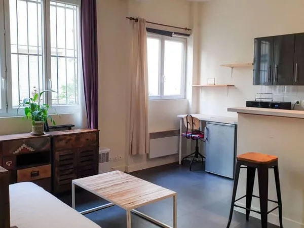 Studio 1 pièce 21 m² 