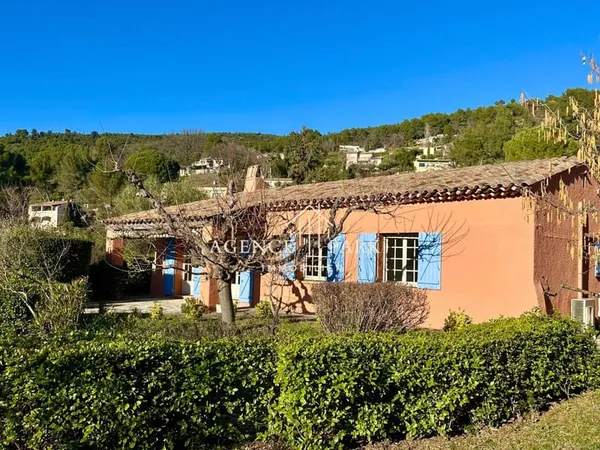 Maison de plain-pied 5 pièces 93 m² 