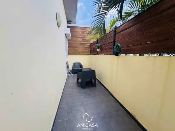 Studio 1 pièce 30 m² 