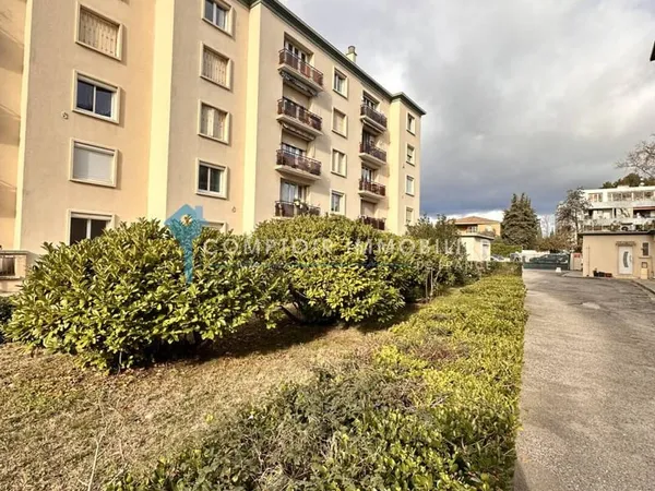 Appartement 3 pièces 66 m² 