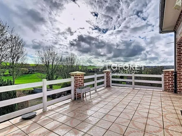 Maison 10 pièces 250 m² 