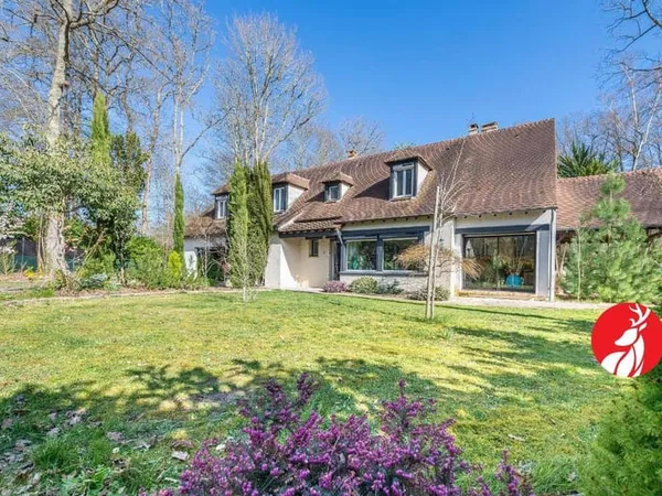 Maison 7 pièces 229 m² 