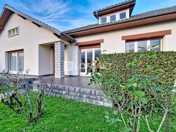 Maison 6 pièces 174 m² 