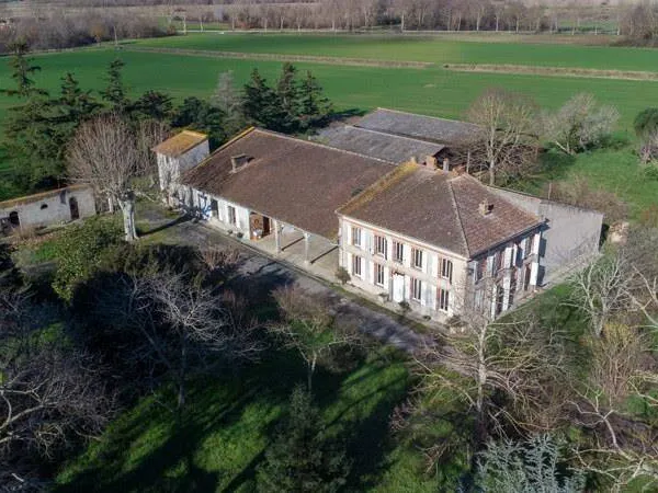 Maison 10 pièces 280 m² 