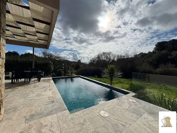 Maison 4 pièces 135 m² 