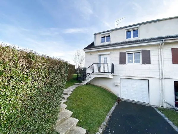Maison 4 pièces 93 m² 
