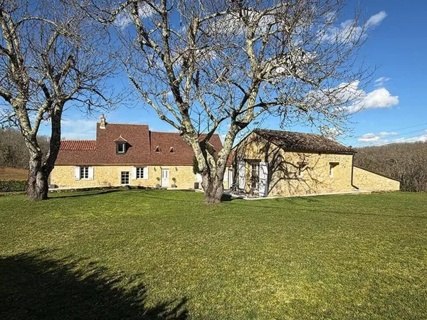 Maison 5 pièces 241 m² 