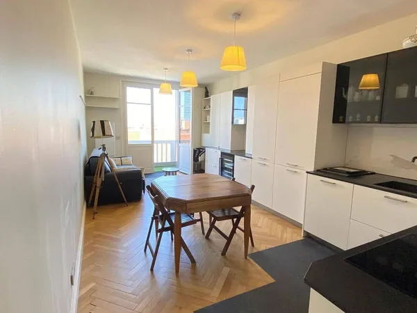 Appartement 3 pièces 63 m² 