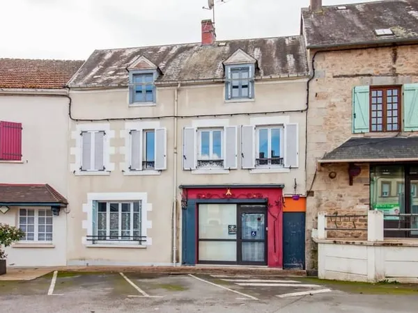 Maison 6 pièces 270 m² 