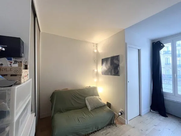 Appartement 1 pièce 14 m² 