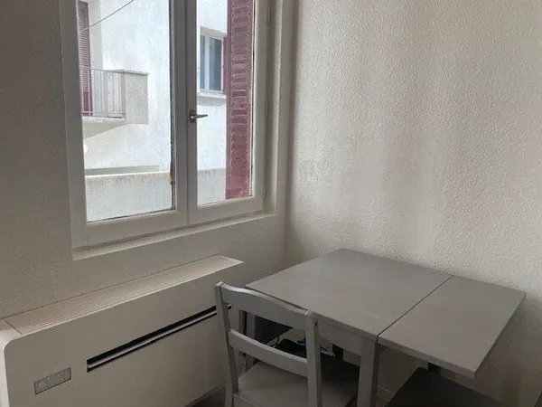 Studio 1 pièce 11 m² 