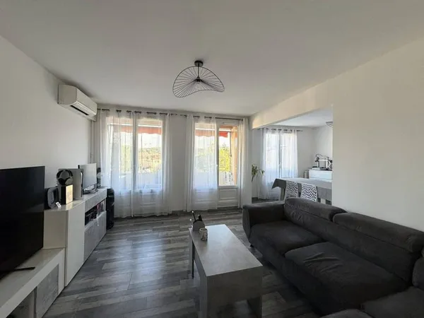 Appartement 5 pièces 93 m² 