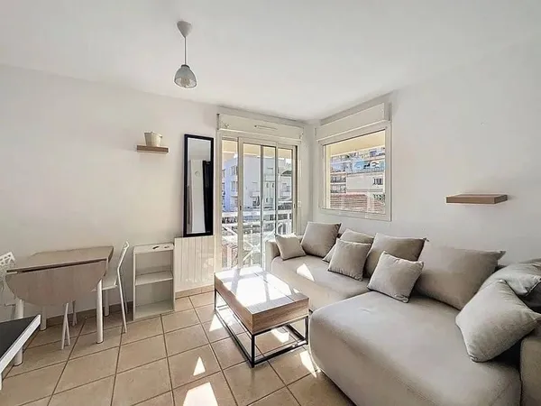 Appartement 1 pièce 18 m² 