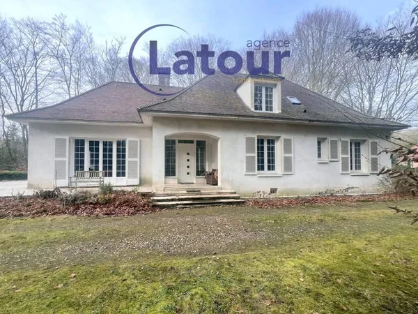 Villa 6 pièces 168 m² 