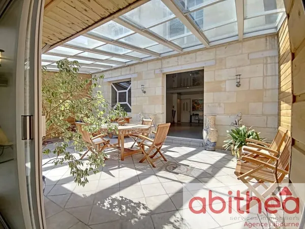 Maison 10 pièces 393 m² 